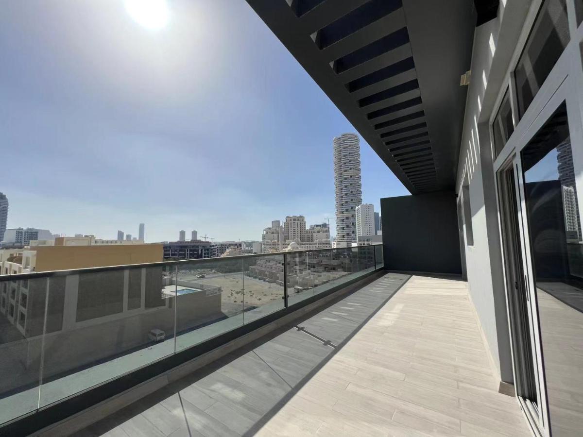 Апартаменты Penrose Place Jvc