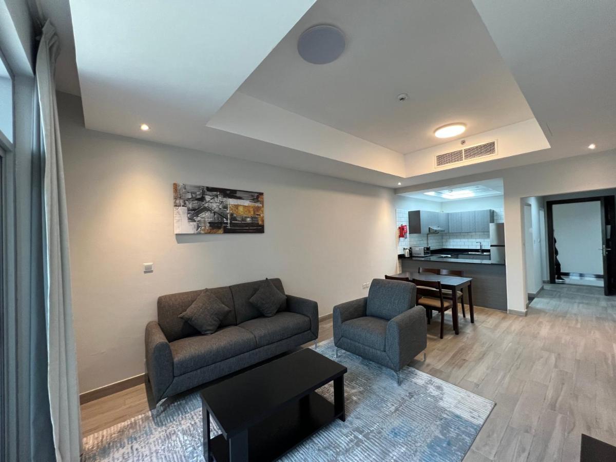 Penrose Place Jvc Апартаменты *