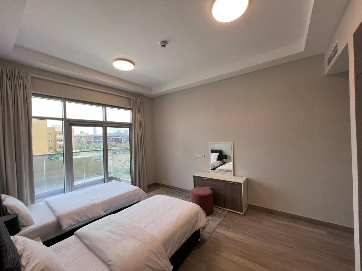 Penrose Place Jvc * Дубай